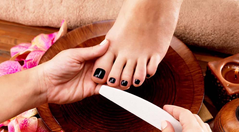 manicure pedicure at sv salon